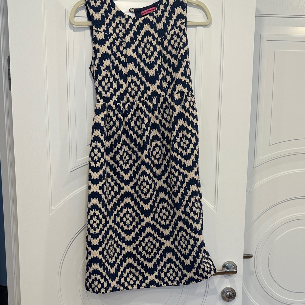 Maternal America Black and Cream Geometric Midi Dress